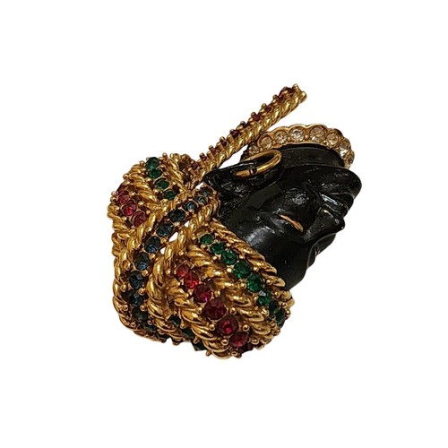 Amazing Signed Boucher 8381P Enameled and Jeweled Blackamoor Brooch (A4917) - Picture 4 of 7