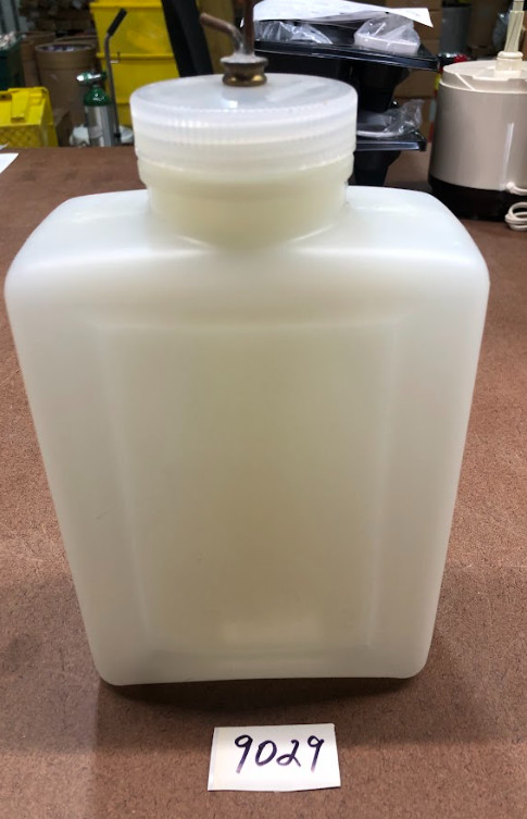 Nalgene HDPE Rectangular 64 oz/2000 ml Fuel Bottle