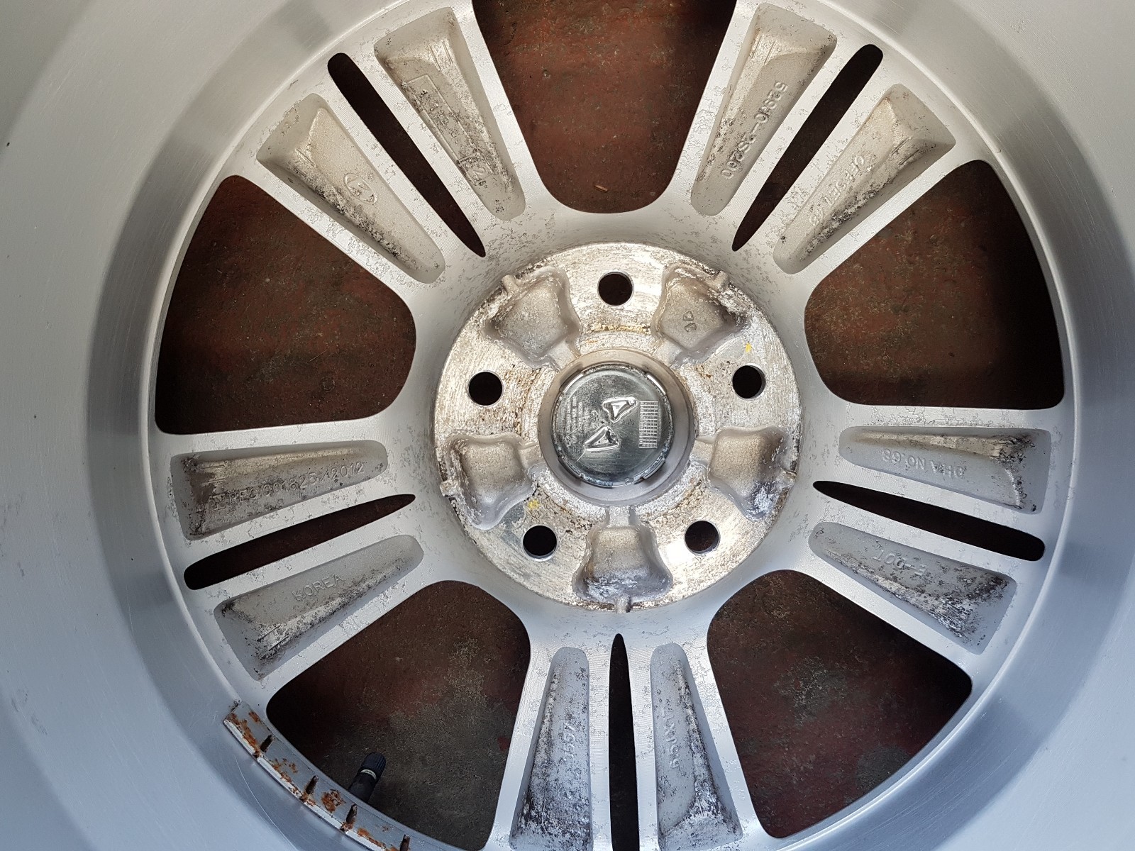 HYUNDAI IX35 2013 SET OF 17" ALLOY WHEELS WITH HANKOOK TYRES 52910