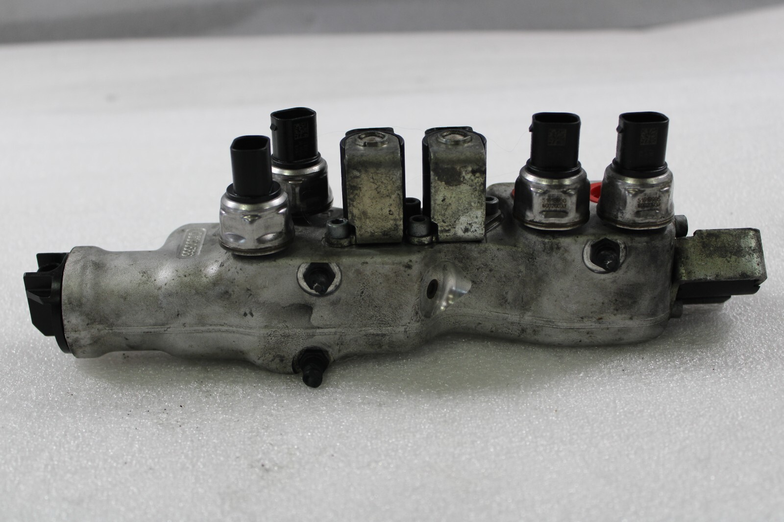 McLaren 720S, Suspension Valve Block, Used, P/N 14B0276CP