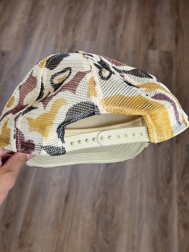 Vintage Eureka Peak Outfitters Camo Camouflage Snapback Trucker Hat - Picture 4 of 4