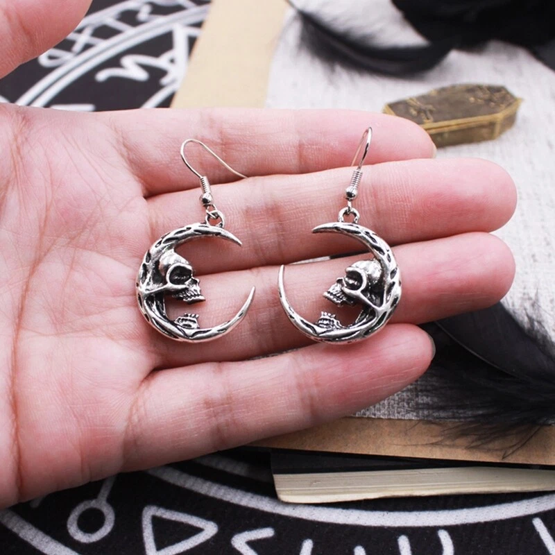 Half Skull Face Crescent Personality Earring Dainty Ear Jewelry