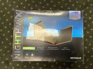 NETGEAR Nighthawk RAXE300 AXE7800 Tri-Band WiFi 6E Router - RAXE300-100NAS