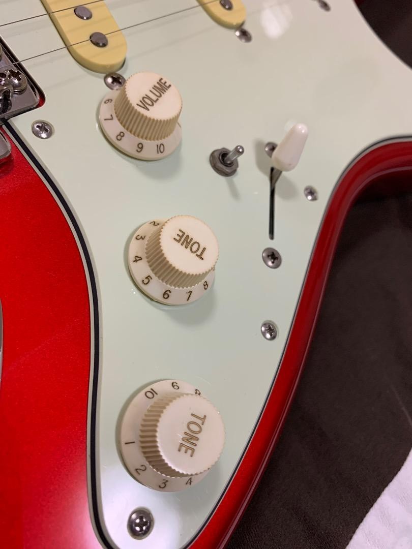 ギター BLADE (Levinson) Stratocaster Levinson Blade See Thru Red – Chicago Music Exchange