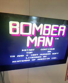 BOMBERMAN for Nintendo NES -  Good condition, Tested & works well!
