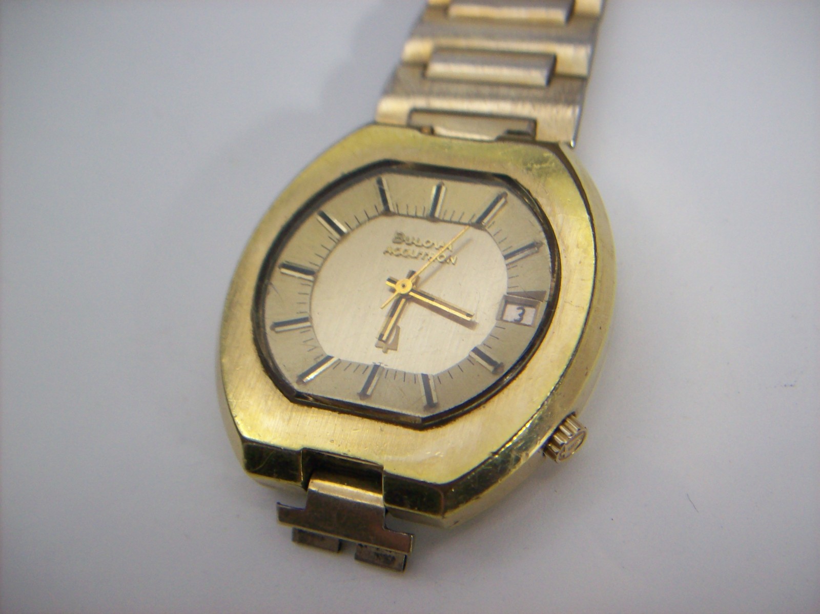 Vintage 1974 BULOVA ACCUTRON N3 Date 10k RGP Mens Watch, *WORKS