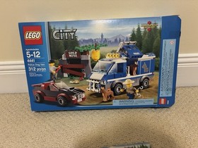 LEGO City (4441) Police Dog Van w/ Box, Police Van, Police Minifig, And 1 Manual