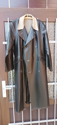 Gummimantel; schwarz; Ex-DDR; gummibeschichtetes Gewebe; Größe 46/48