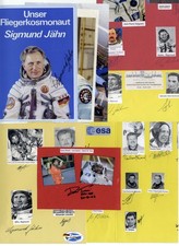 Astronauts & Cosmonauts Collection autographs, over 30 signatures