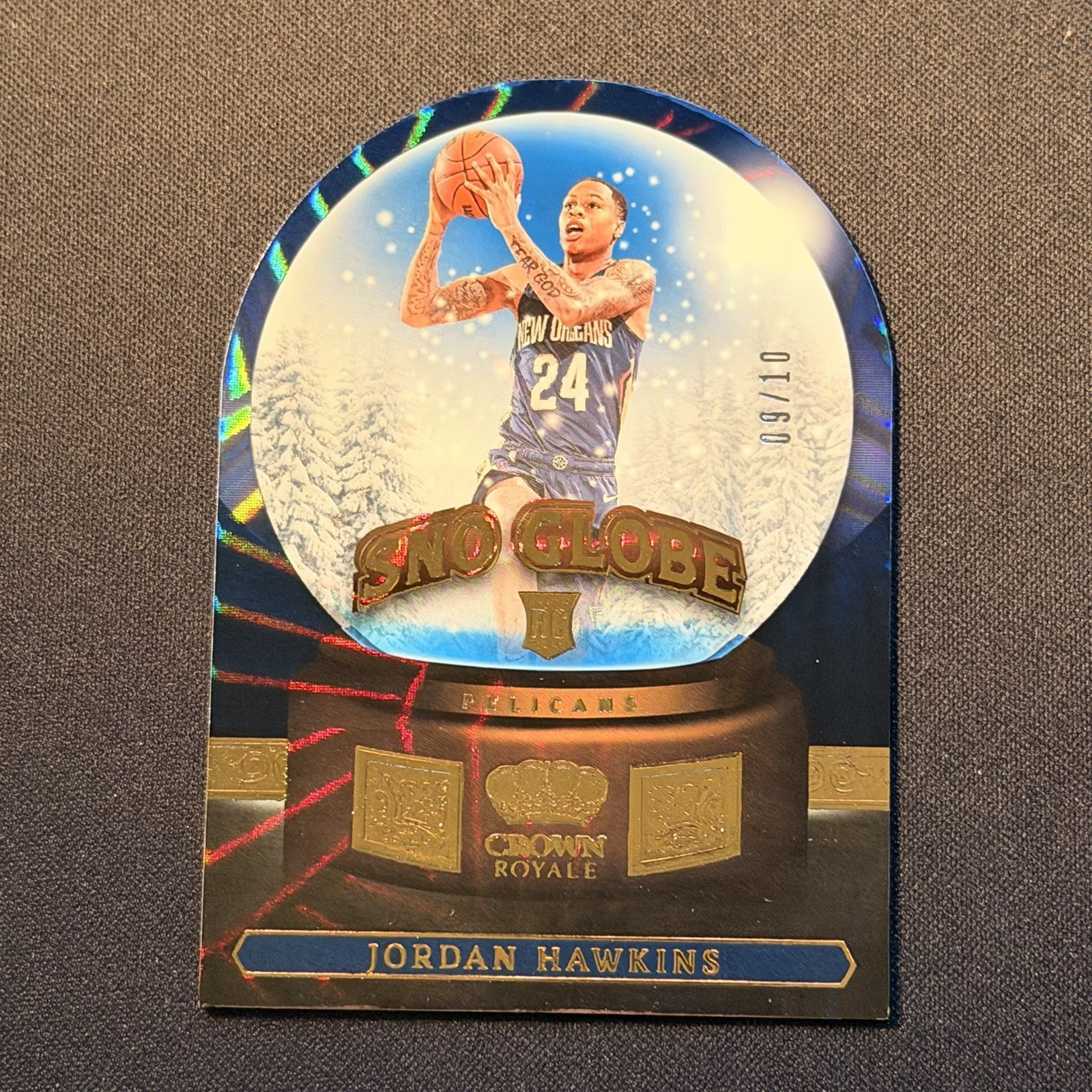 2023-24 Panini Crown Royale Jordan Hawkins Sno Globe Gold RC #9/10 Pelicans
