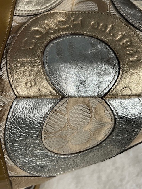 Coach Carly Large Circular Patchwork Shoulder Bag… - image 3