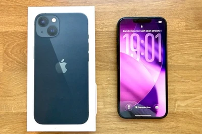 Apple iPhone 13 - 128GB - Mitternacht (Ohne Simlock) – kleiner Kameraschaden - Bild 1 von 4