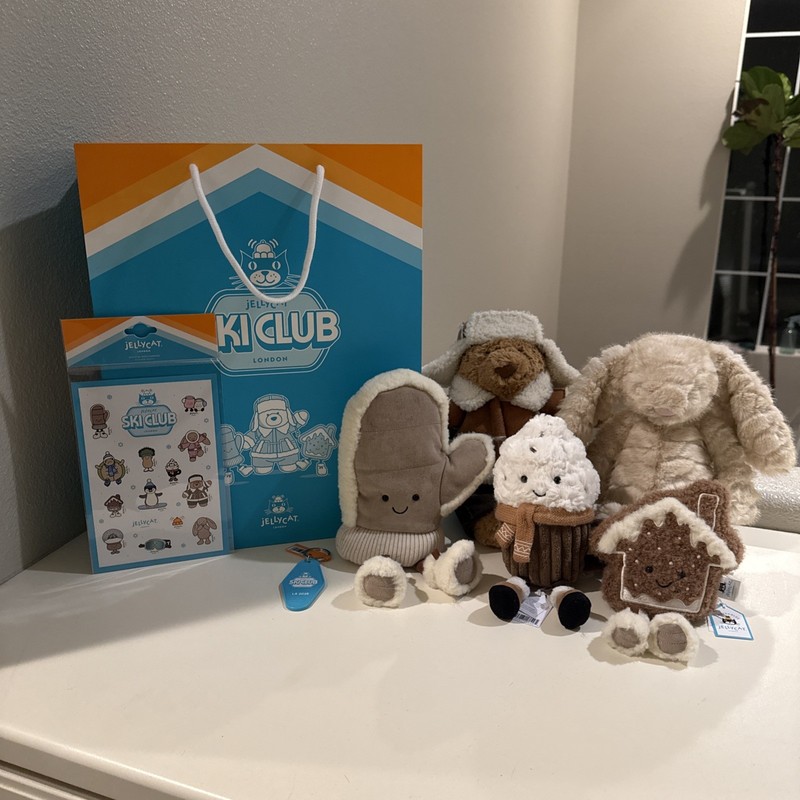 Jellycat Ski Club The Grove LA Exclusive 2025