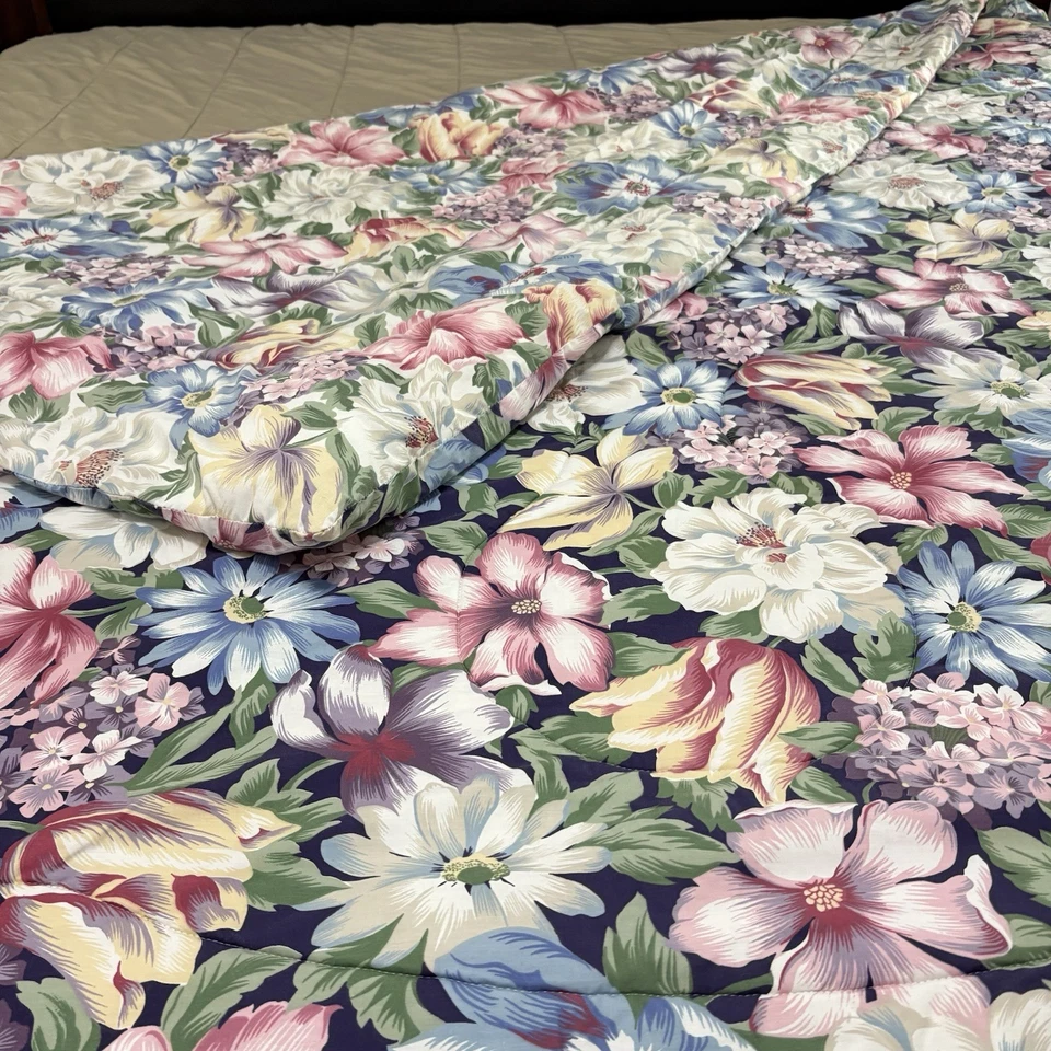VTG 1990s Floral Comforter Bedspread Double Sided Floral Print Queen/King 88x99 - Image 3 of 4