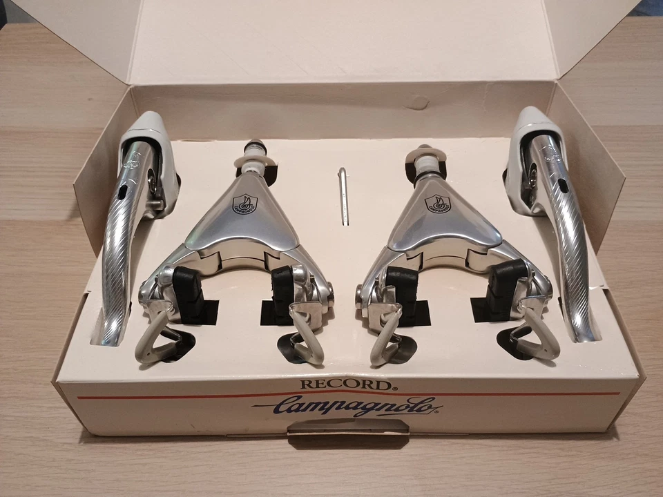 Nos Nib 1985/86 Campagnolo Delta C Record Brake Calipers Nuovi Freni New Mint - Immagine 2 di 4