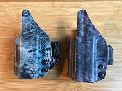 2-Kydex Holster With Ulti Clip Attached Maker And Frame Size Unknown 