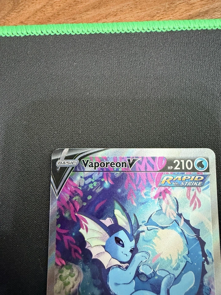 Vaporeon V SWSH181 SWSH: Sword & Shield Promo Cards Holo - Image 2 of 4