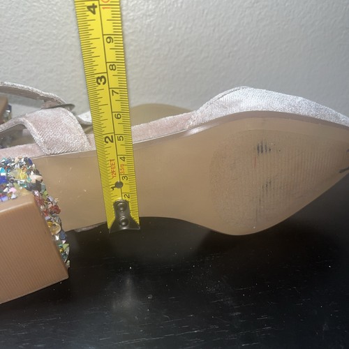 Betsey Johnson Women’s Lena Beige Fabric Bejeweled Low Heels Shoes 6 M - Picture 12 of 13