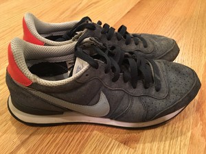 nike internationalist blue womens