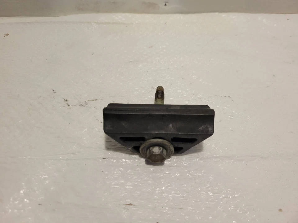 2005 Saturn Vue电池固定夹扣 — 第 2/4 张图片