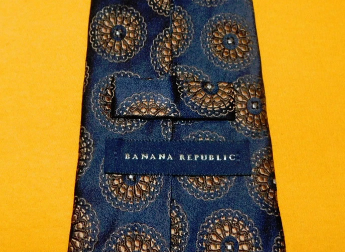 BANANA REPUBLIC MADE IN U.S.A. DISCOS MARRÓN/BEIGE MOTIVO CORBATA - CORBATAS DE DISEÑADOR. Foto 3 de 3