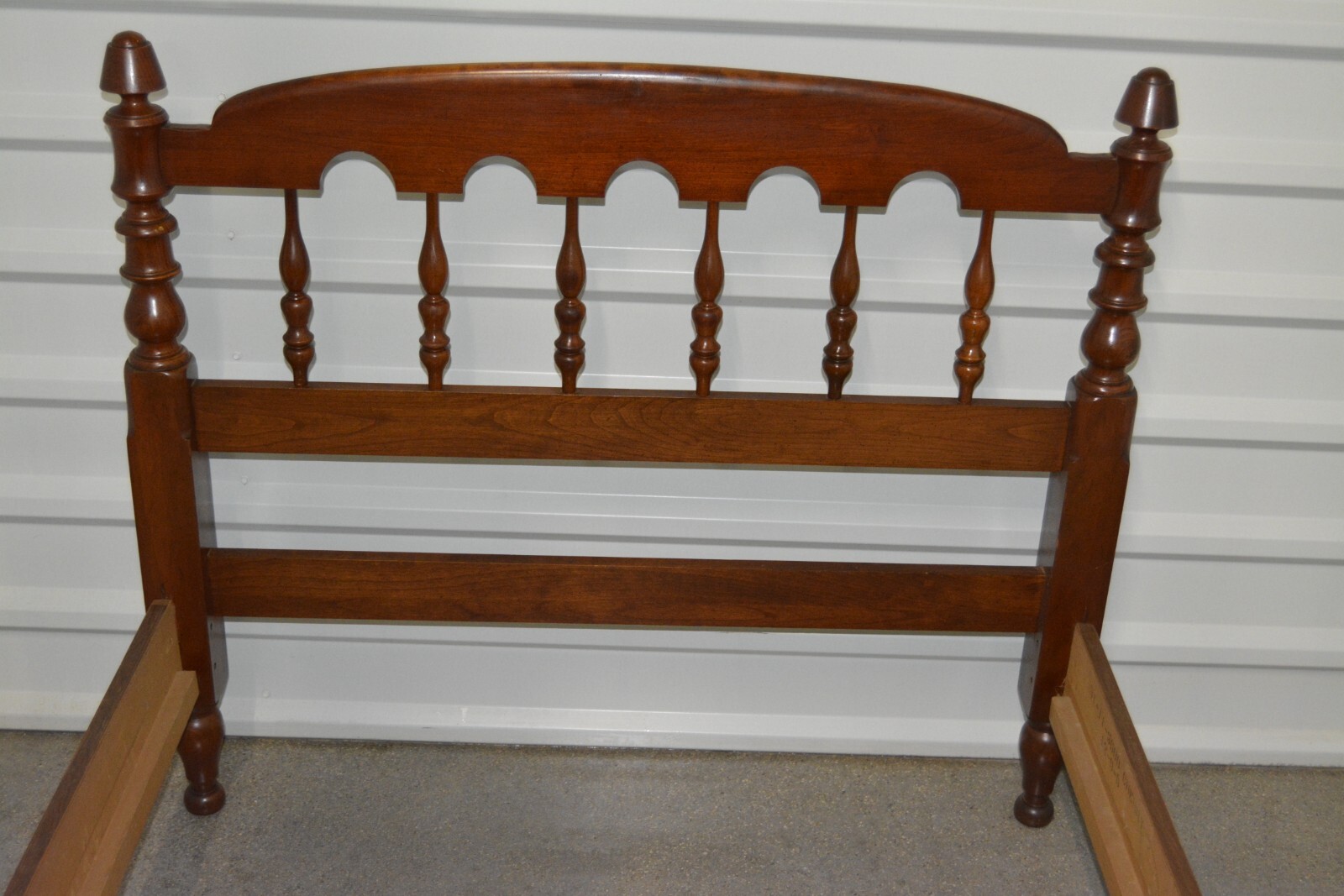 Ethan Allen Sheffield Cherry Twin Spindle Bed Vintage 115612 eBay