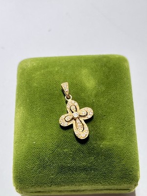 Antique Vintage 14 Karat Yellow Gold 28 Genuine Diamonds Cross Pendant 2.2 Grams