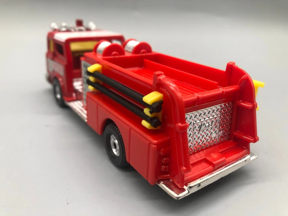 Feuerwehr Modell 1:50 Corgi Mack Feuerwehrauto Fire Pumper mit OVP - Bild 3 von 4
