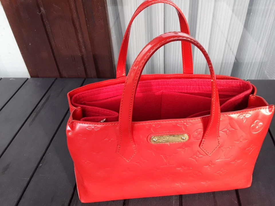 Louis Vuitton Wilshire Monogram Schultertasche PM Rot Leder - Bild 3 von 4