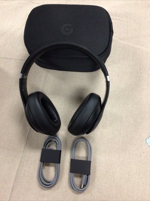 Beats Studio Pro - Wireless Bluetooth Noise Cancelling Headphones - Black