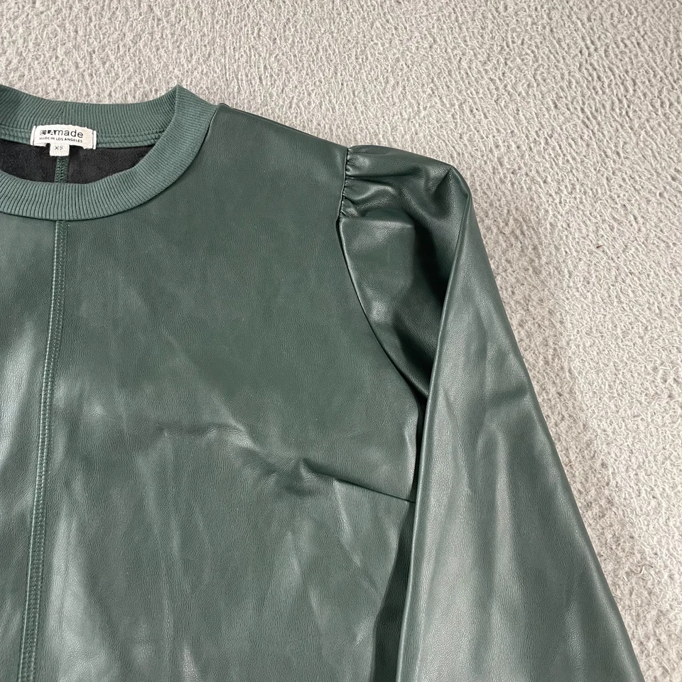 Blusa Top Evereve Hecha en Los Ángeles Tinsley Imitación Cuero Verde Talla XS Manga Abullonada EE. UU. Foto 3 de 4