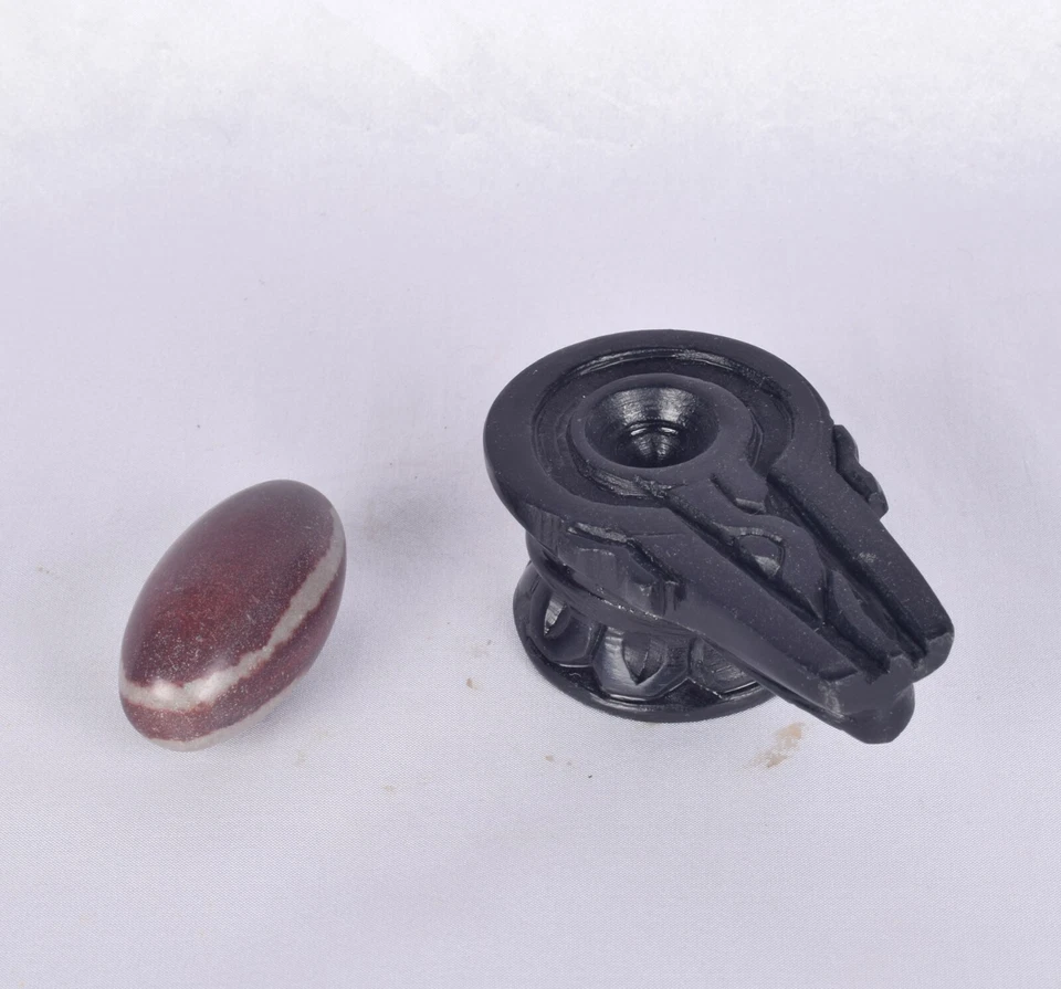 Piedra de candado de mármol base Yoni con lingam hecha a mano decoración de templo para el hogar Foto 3 de 4