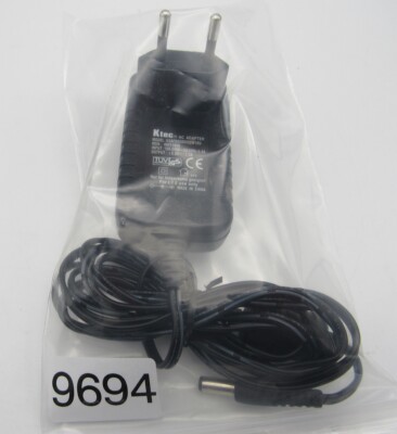 Ktec Model KSAFD0500250W1EU AC Adapter +5.0V DC 2.5A - guter Zustand -
