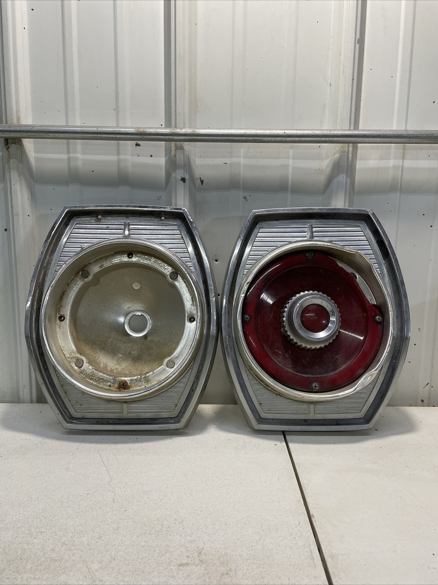 1965 Ford Galaxie 500 Tail Light Lens & Buckets C5AB-13A537-B