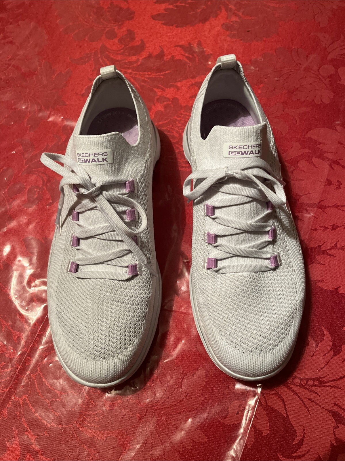 Skechers go walk women 8.5 Ultra Go - image 1