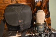 Nady Rsm- 2 Large Ribbom Microphone Working With A Case
