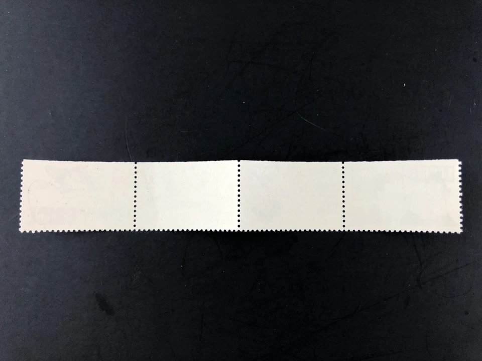 1991 Comedians by Hirschfeld 29 Cent 29c Stamp Block of 4 Scott #2562-2566 - Image 3 of 4