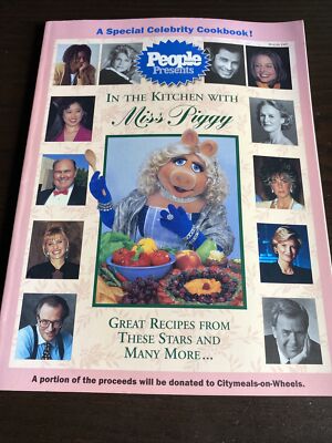 People Weekly Presents In The Kitchen With Miss Piggy Celebrity ...