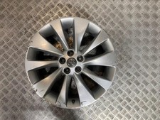 12-19 VAUXHALL MOKKA MK1 18" INCH 5 STUD 10 SPOKE ALLOY WHEEL 7.0JX18 *SCRATCHED