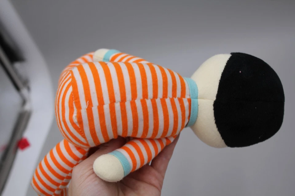 Juguete Manhattan Acurrucarse Bebé Pelo Negro Naranja Rayas Pijama Peluche Muñeca Foto 4 de 4