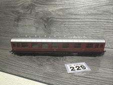 HORNBY OO GAUGE LMS STANIER COMPOSITE COACH 4183 R4061