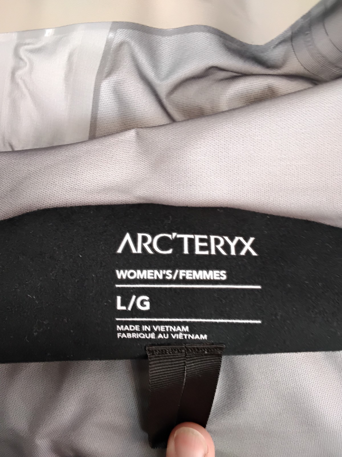 Arc'teryx Rush Gore-Tex Jacket Women's L Green/Beige (Rune/Tatsu) NWT #J5158 thumbnail 5