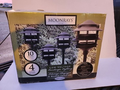Moonrays Low Voltage Black Metal Landscape 3-Tier Light Set of 4- NOS 95651