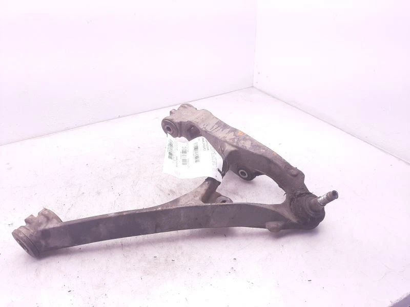 Brazo de control inferior delantero pasajero AWD 03-14 FURGONETA CHEVROLET EXPRESS 1500 12475480 Foto 2 de 4