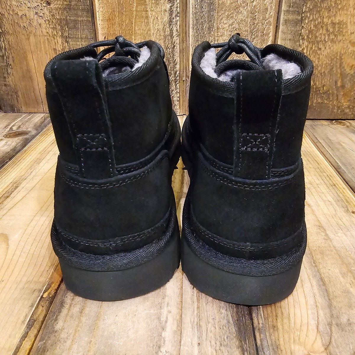 UGG NEUMEL MOC CHUKKA BOOT BLACK SUEDE SHEEP WOOL LINED MEN US 14 UGG Neumel Black Suede Sheepskin Chukka Ankle Boots Shoes  main image 3