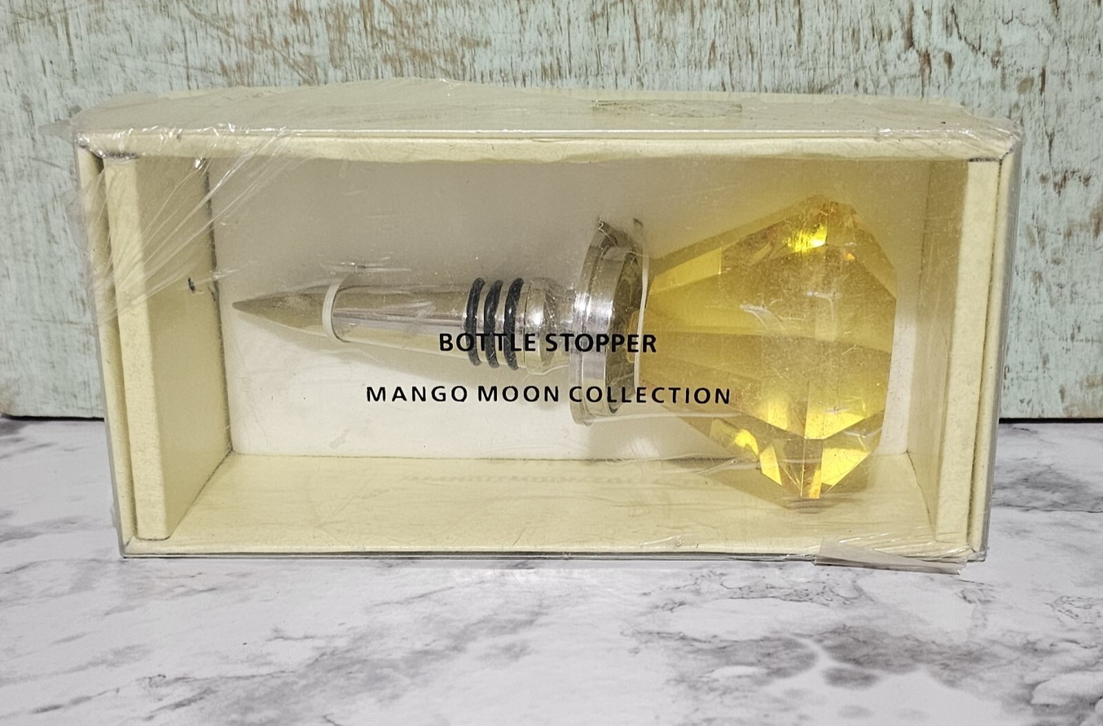 Mango Moon Collection Wine Bottle Stopper Amber Diamond Door Knob NIB