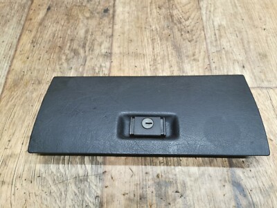 VW Scirocco 1 Deckel Handschuhfach Fach #10658