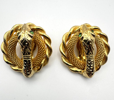 Vintage Attrib Whiting Davis Earrings Mesh Snake Door Knocker Clip On Green Eye