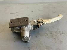 2013 KAWASAKI KX450F OEM FRONT BRAKE MASTER CYLINDER W/ LEVER 054