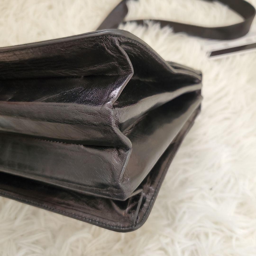 Excellent Condition PRADA All Leather Shoulder Bag Black Vintage thumbnail 10